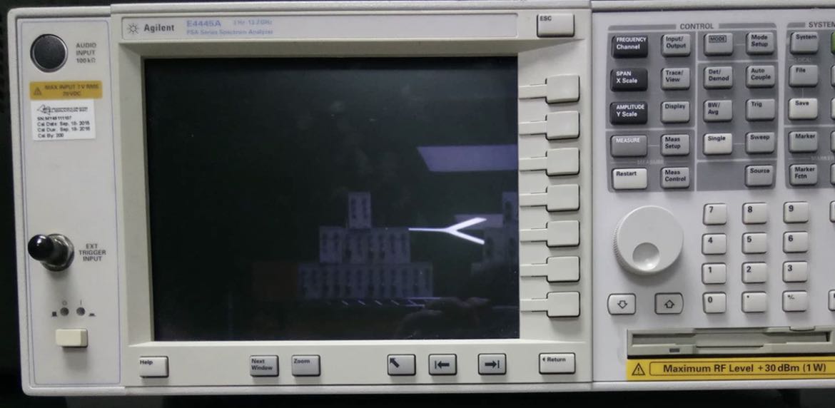 61dbdc6784bfb.jpg E4445A實體.jpg